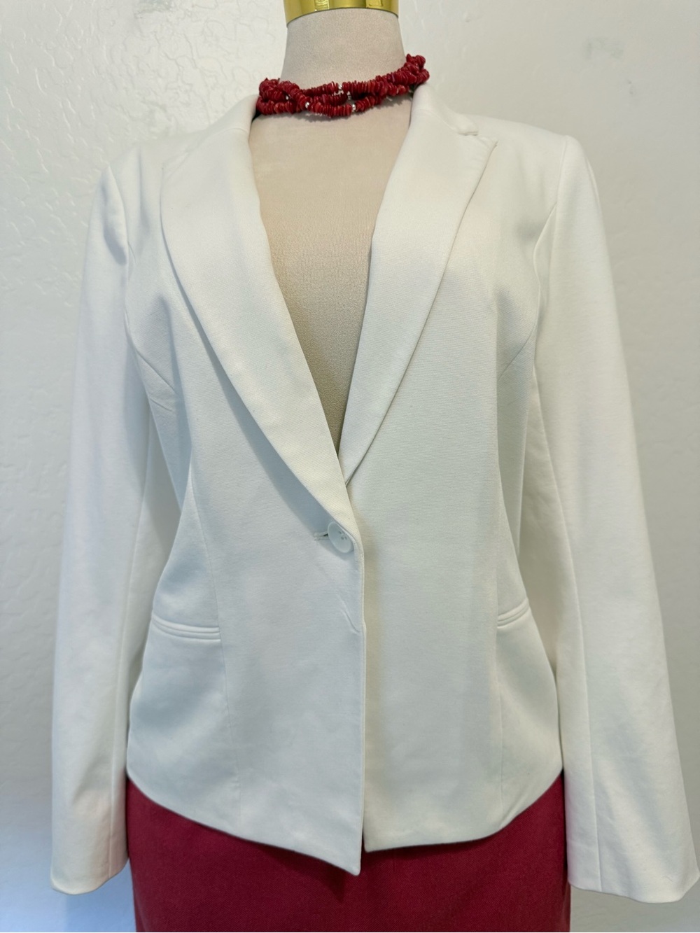 White House Black Market White Single Button Blazer Size 12